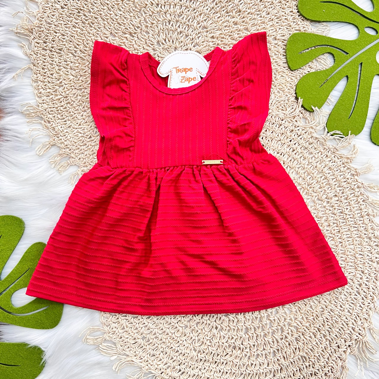 Vestido com Babadinho nas Mangas - Vermelho